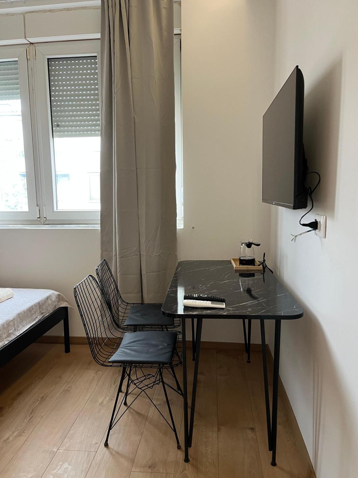 Olive Centre Apartment Szkopje Kültér fotó
