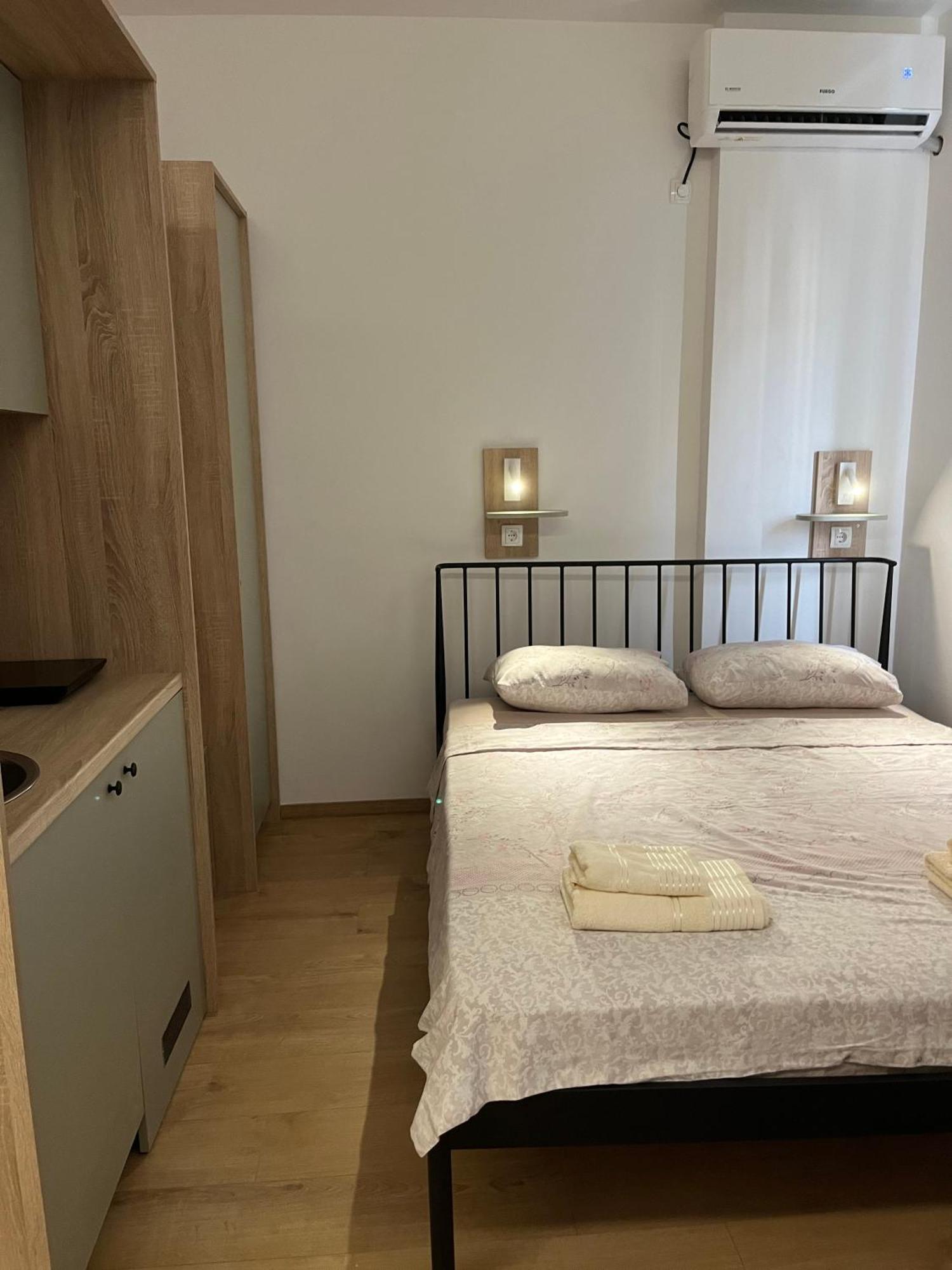 Olive Centre Apartment Szkopje Kültér fotó