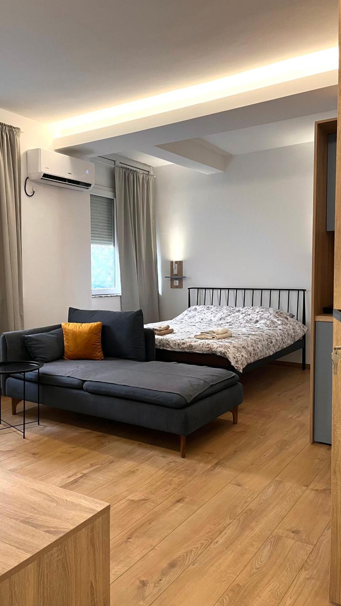Olive Centre Apartment Szkopje Kültér fotó